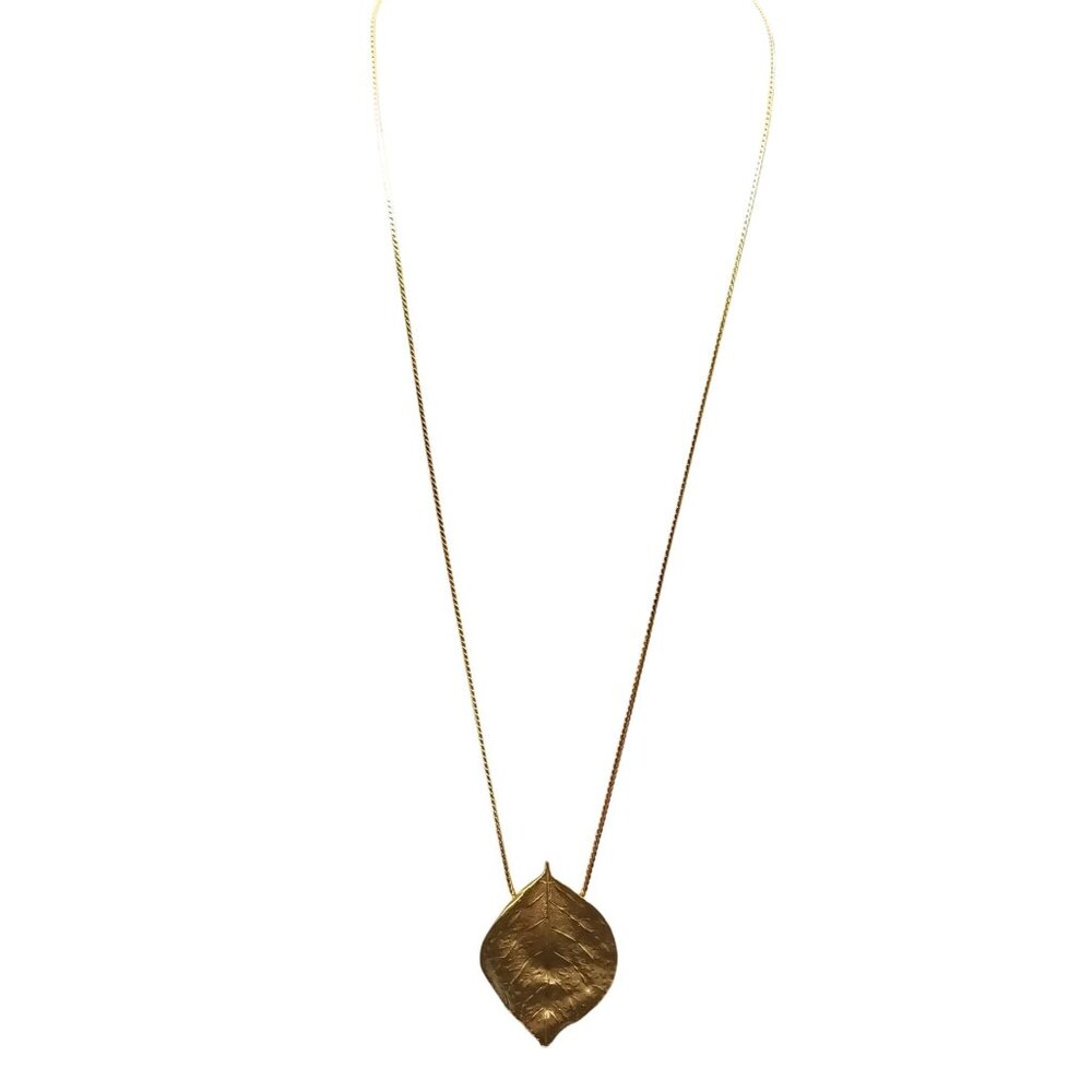 Gold Tone Crown Trifari Leaf Pendant Necklace With Textured Design On Long Chain